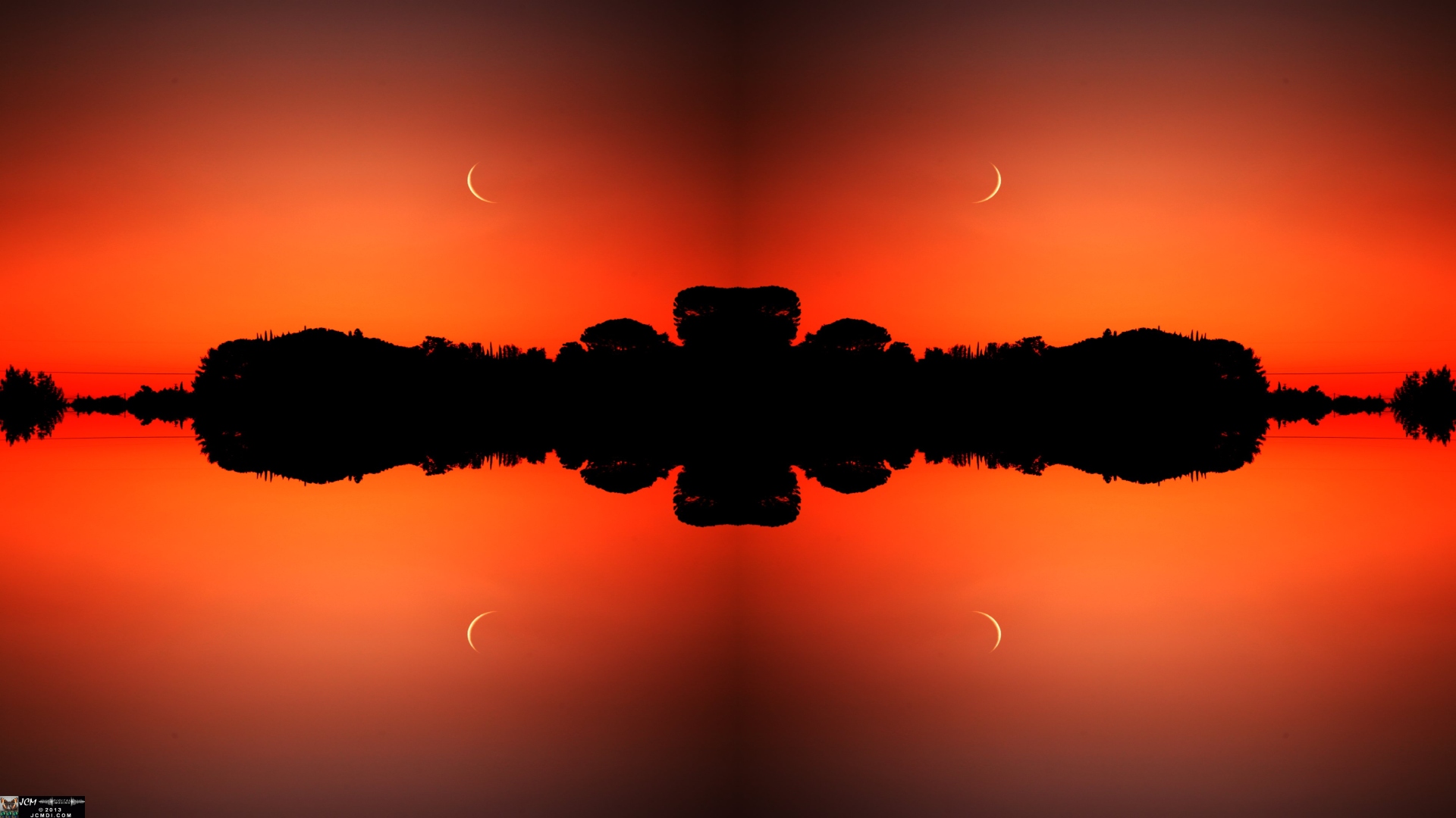 Sliver moonset quadroscopic image